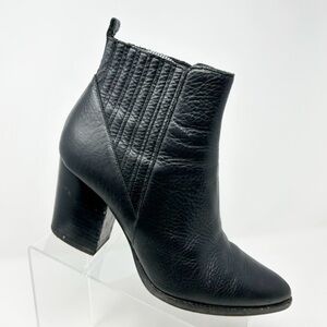 Marc Fisher LTD Black Leather Pull On Pointed Toe Ankle Boots Size 9.5